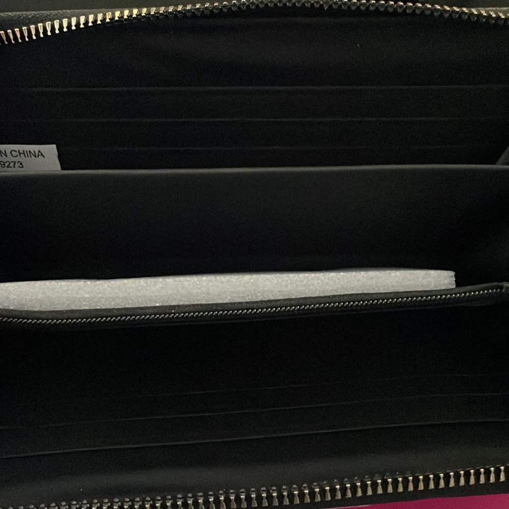 Wallet - Picture 6 of 6